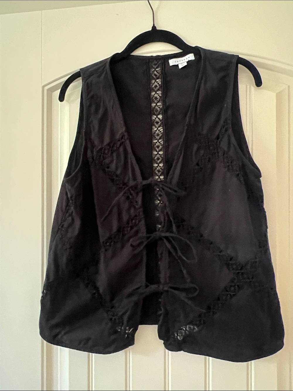 Sleeveless Black Lace-Trim Tie-Front Top Topshop size medium us 8 10